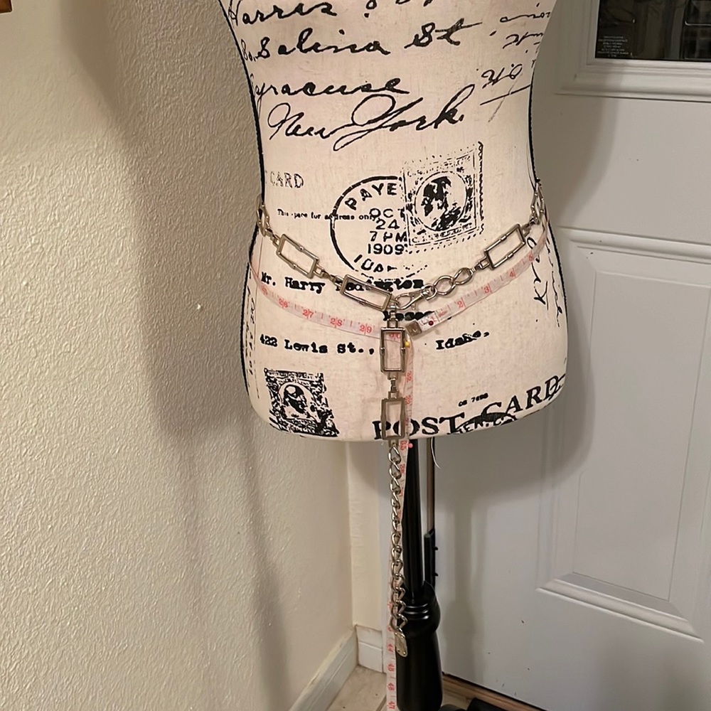 Mk Rectangular Chain Belt Gold Colored - image 6